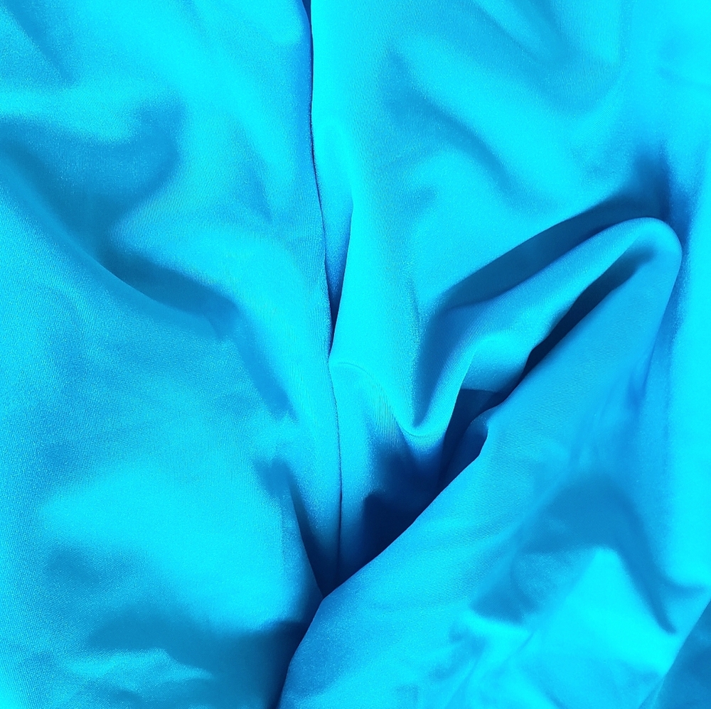 Stretch Fabric Remnant Polyester Spandex Elastane Aqua 72"×52"